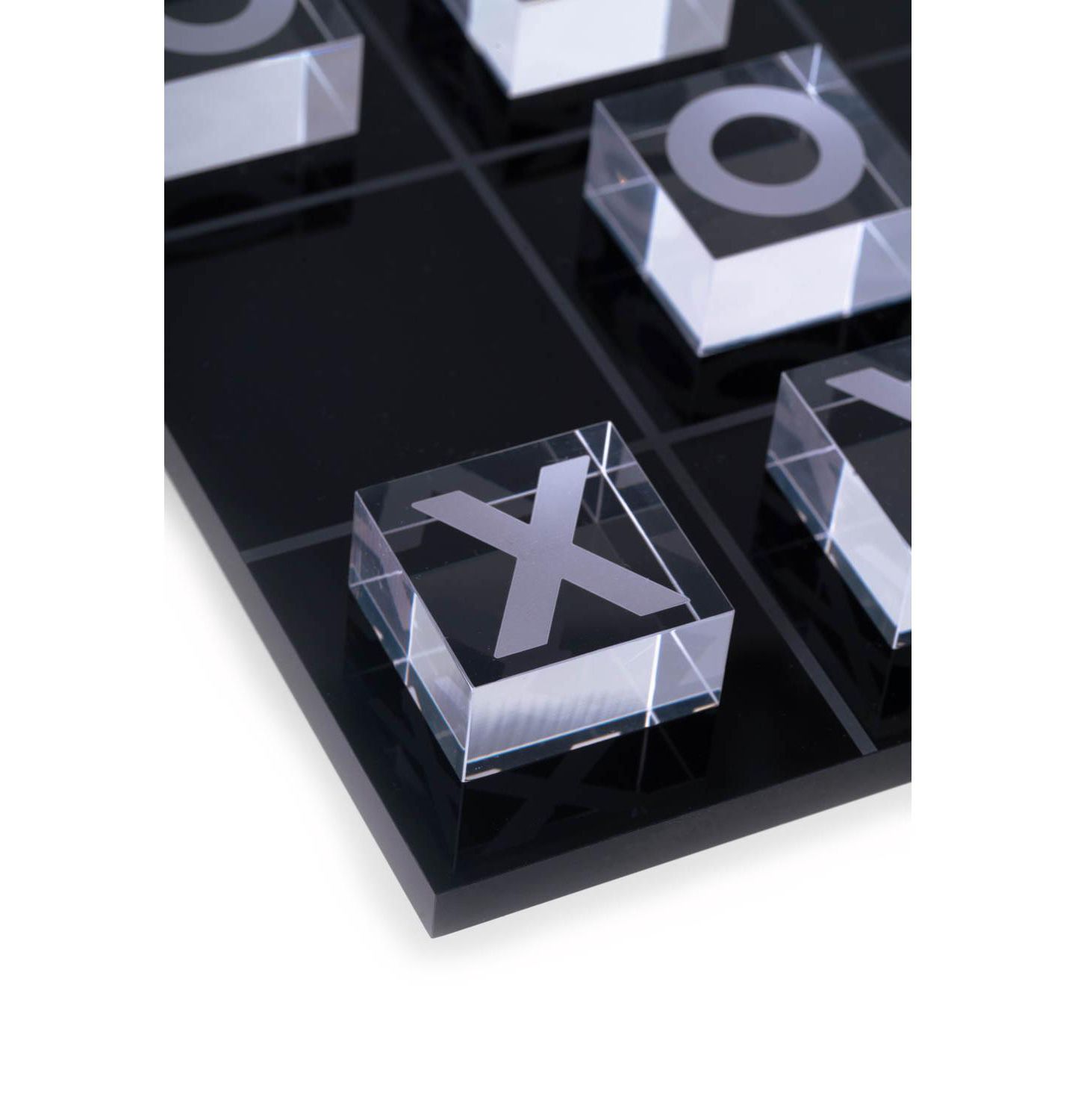 Детские настольные игры Bey-Berk 2-Player Acrylic Tic Tac Toe 10-Piece Board Game, Ages 5+ — фото 3