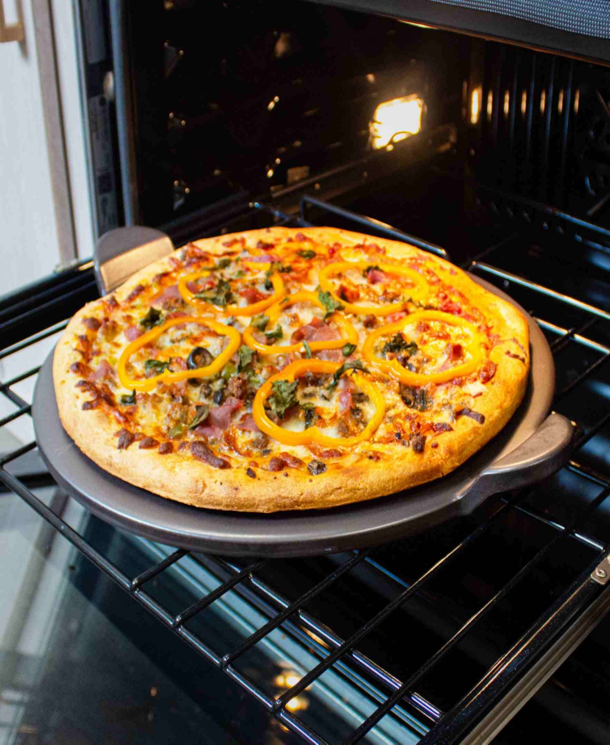 Old Stone 15 Inch Glazed Round Pizza Stone With Handles Heat Resistant Up To 1,100°f. Ideal For Use In Residen In Gray