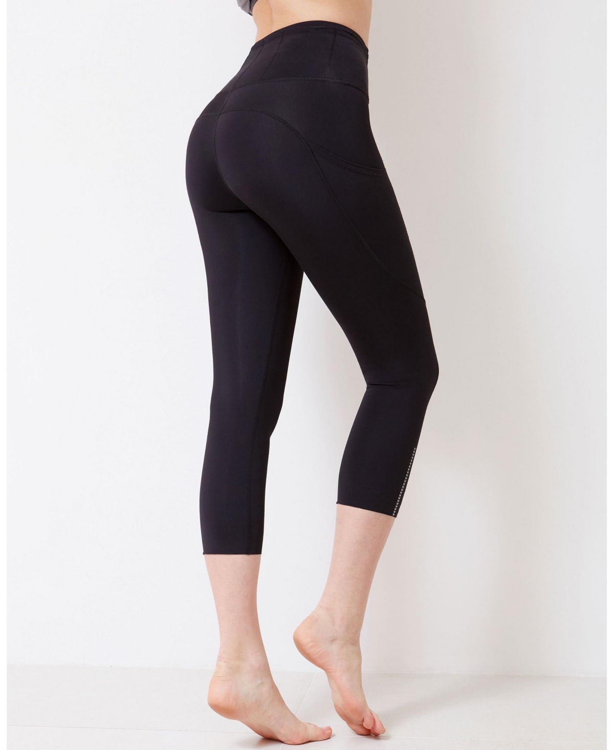 Rebody Active Women's Energy Reflective Silkiflex Legging 21.5