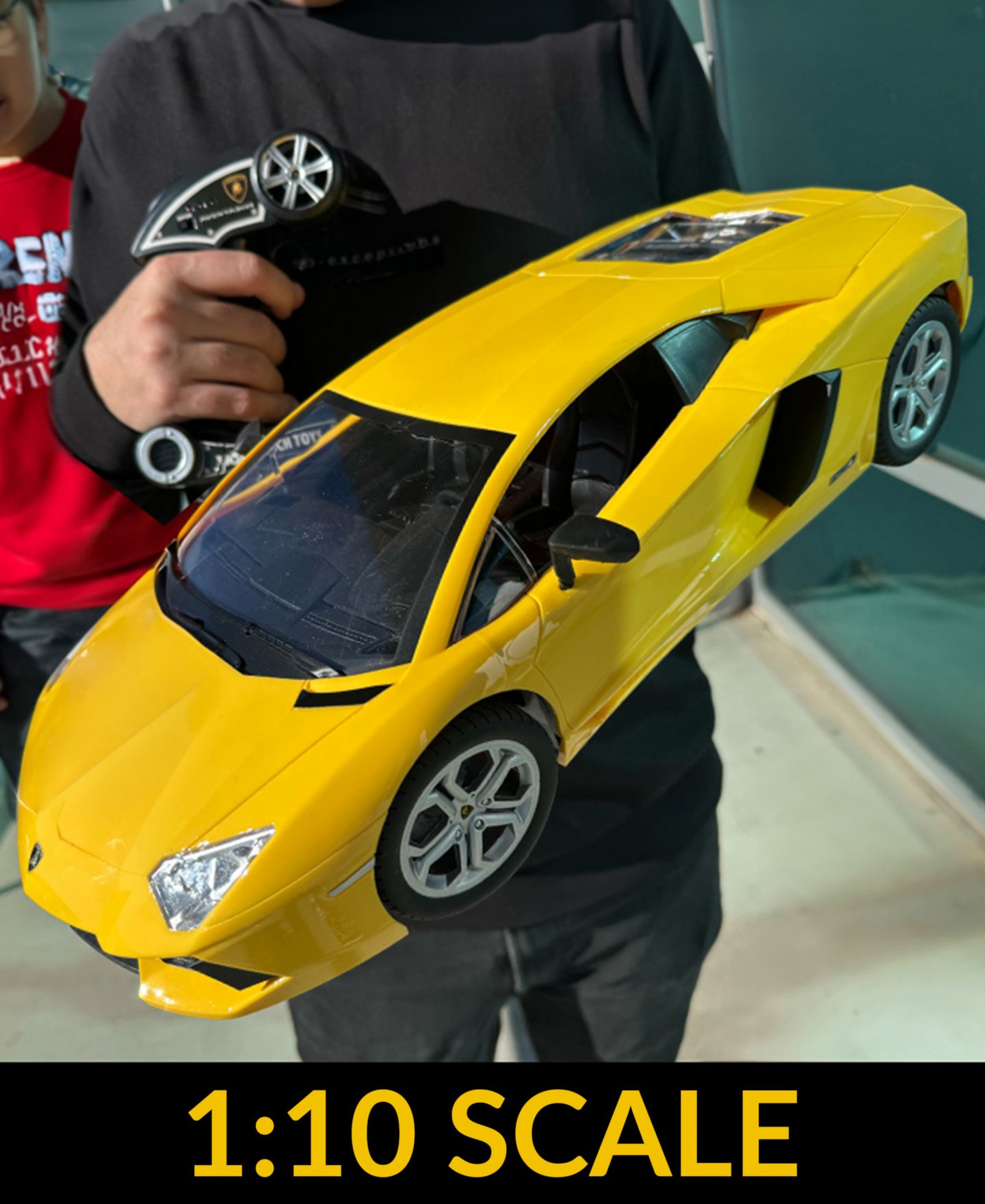 Детская игрушка World Tech Toys 1:10 Scale Lamborghini Aventador Electric Remote Control Car — фото 6