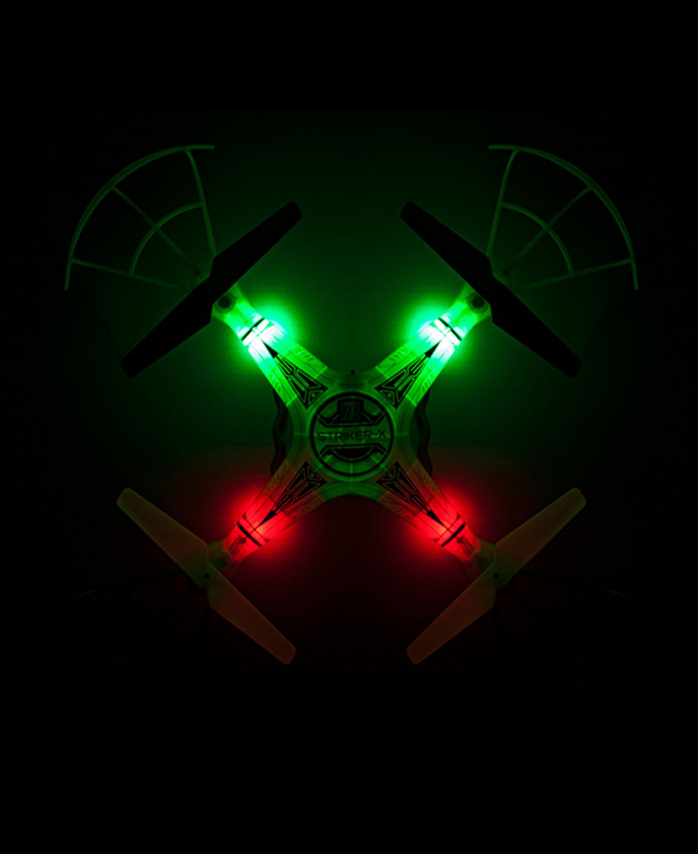 Детская игрушка World Tech Toys Striker-X Glow-In-The-Dark 2.4GHz HD Camera RC Drone — фото 8