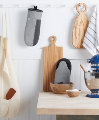 Beacon 2-Pc. Oven Mitt Set 