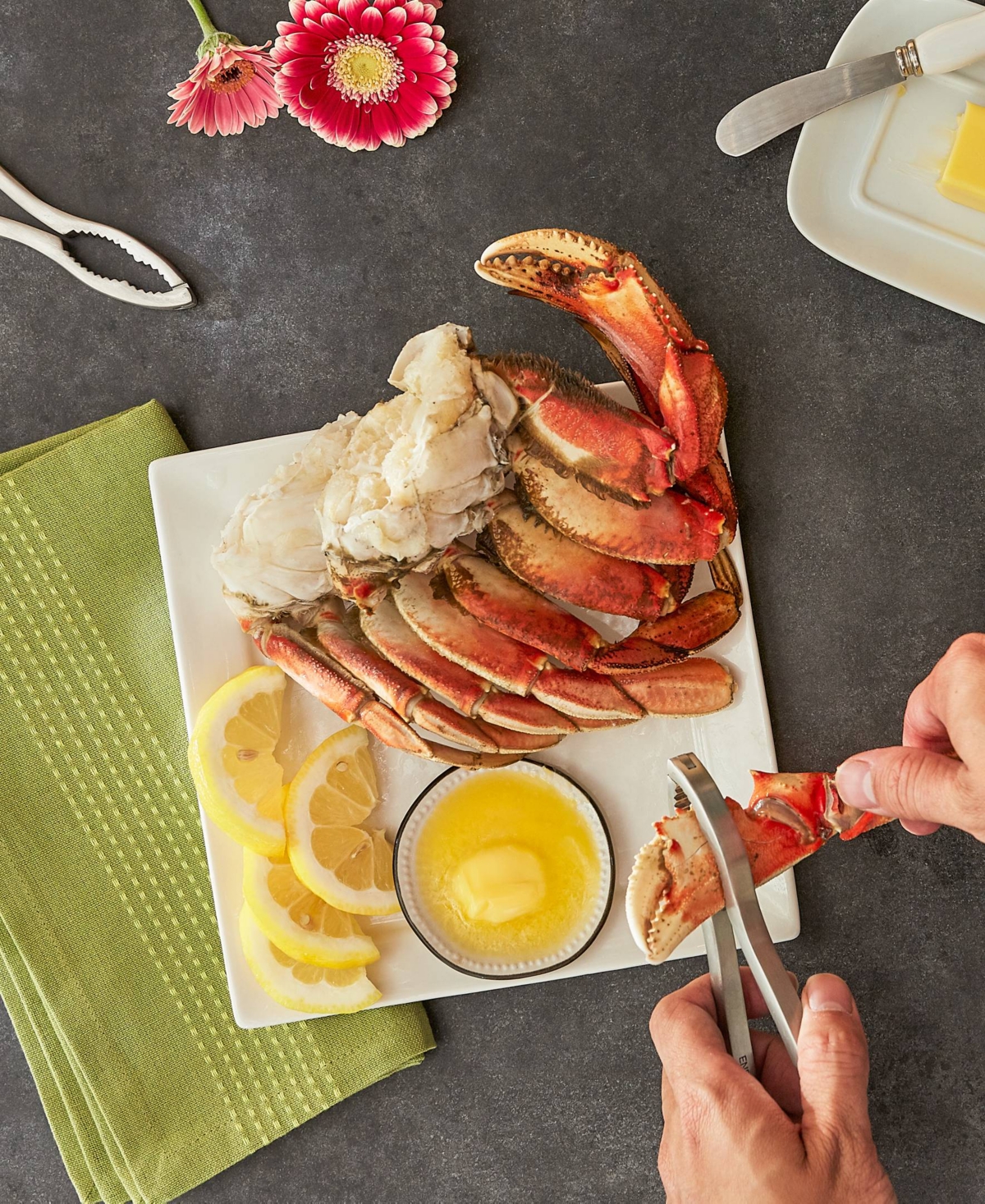 Rsvp International Endurance 18/8 Stainless Steel 6x1.5" 2 Piece Crab Cracker Set In Gray