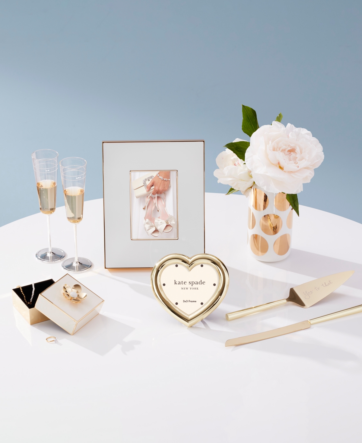 Kate Spade Charmed Life Two-piece Dessert Set In Metallic