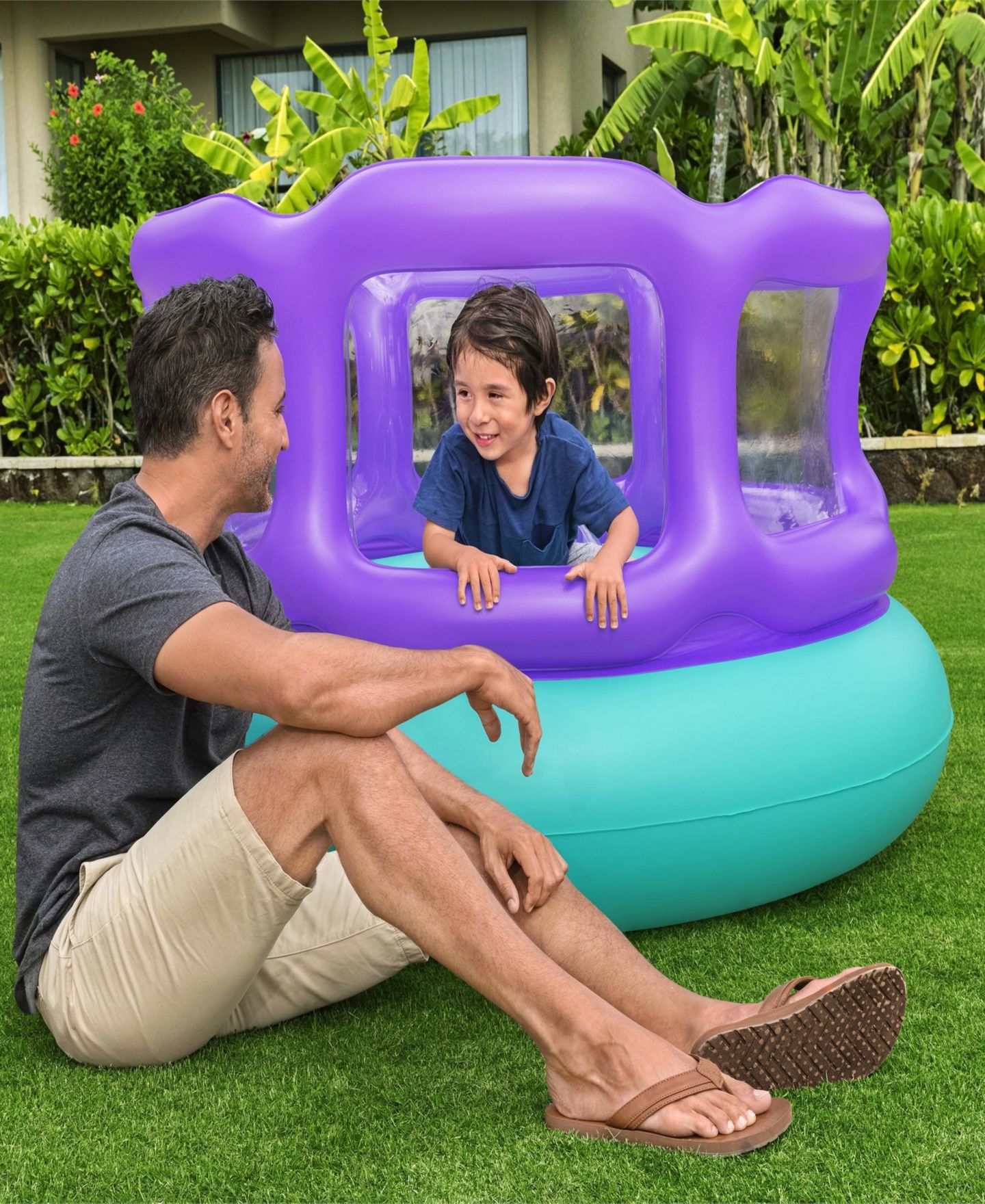Детская игрушка Bestway Laugh 'N Leap Indoor & Outdoor Inflatable Bouncer, Holds 2 Children, Ages 2+ — фото 6
