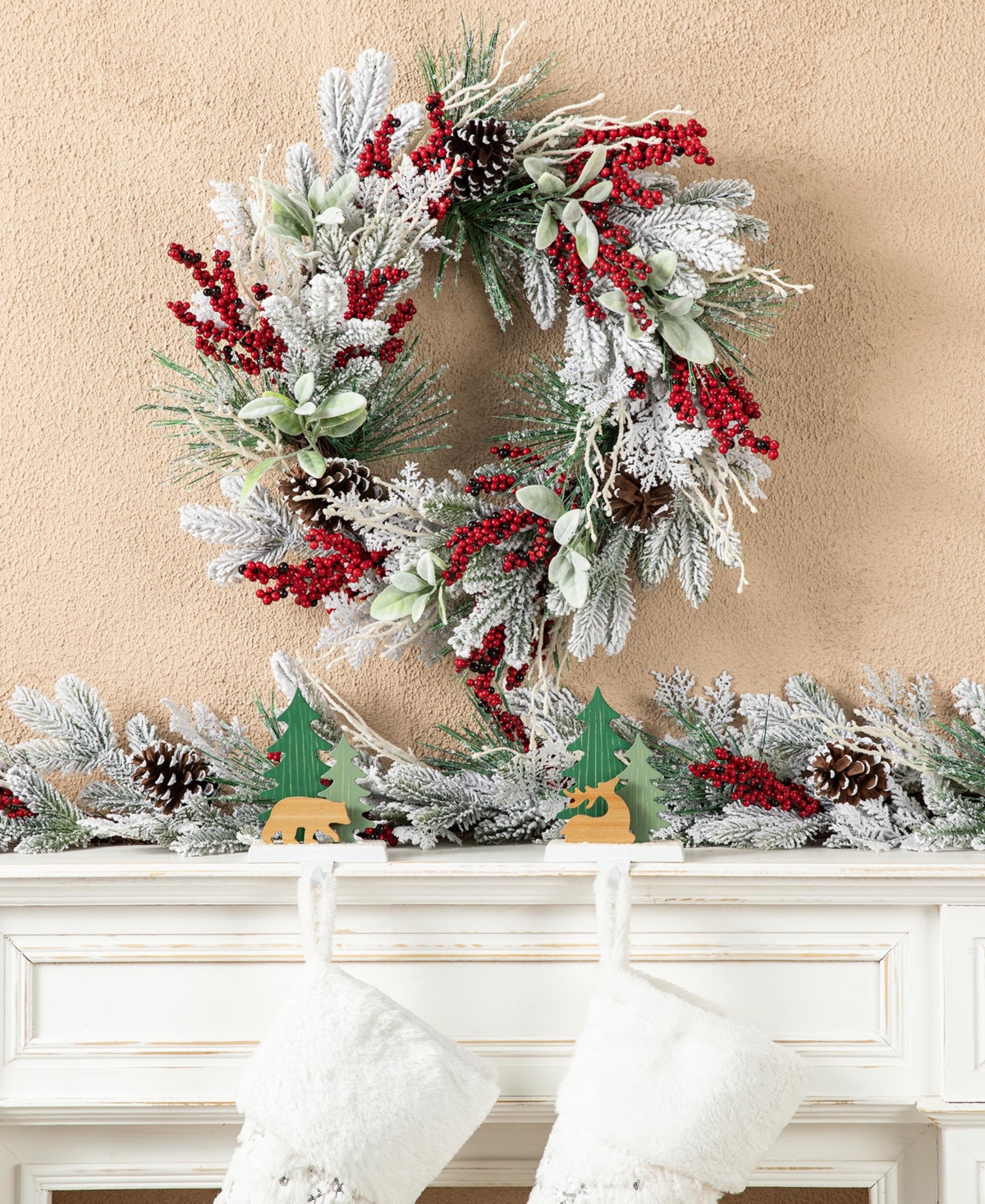 Glitzhome 24 D Christmas Flocked Pinecone Berry Wreath