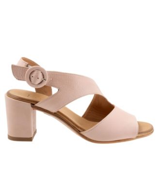 Nyomi Sandal