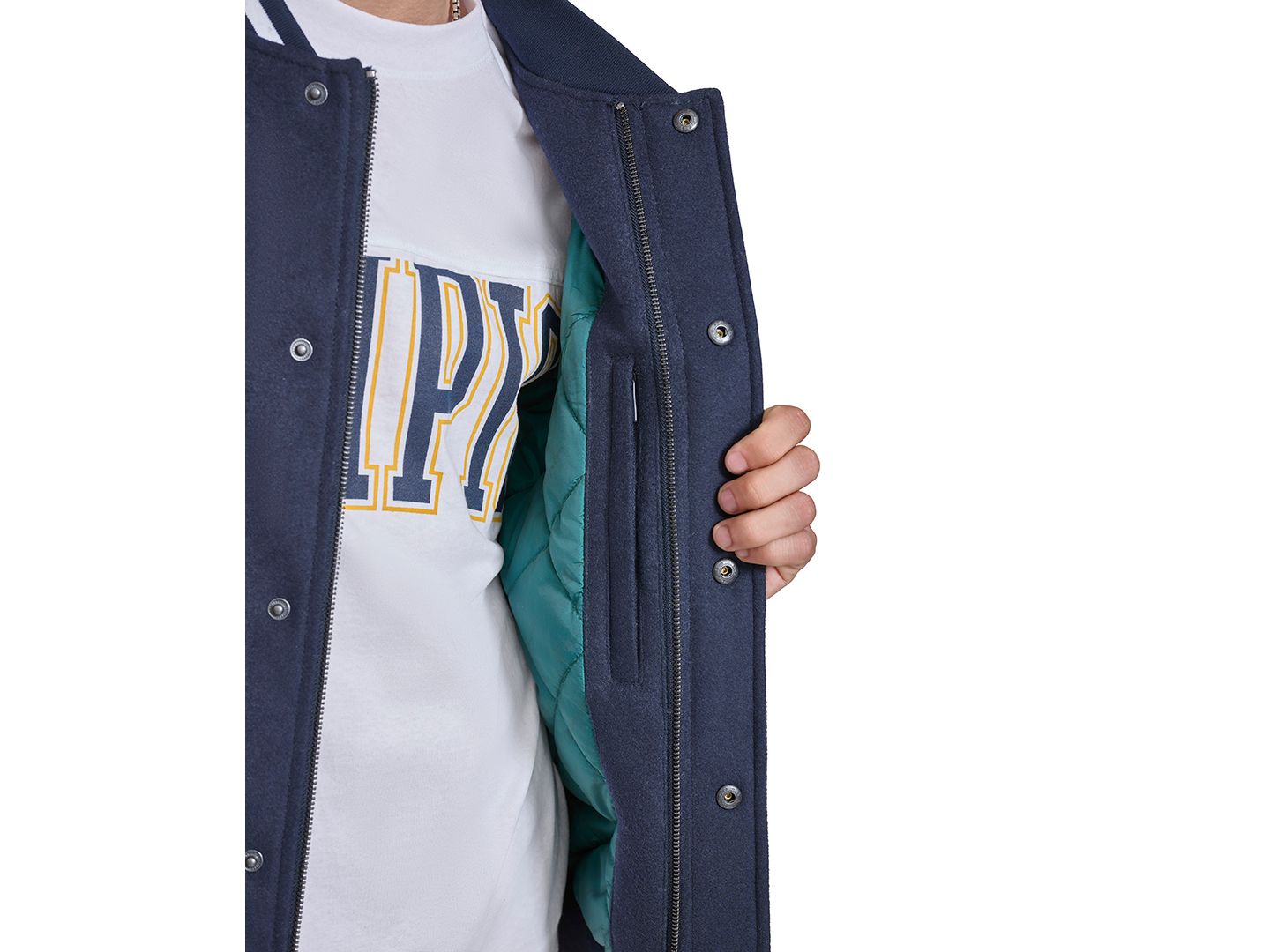 Мужская куртка Champion Colorblocked Mixed-Media Varsity, цвет: Тёмно-синий / Белый — фото 4