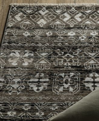 Chamberlain CH07C 3'3x5' Area Rug