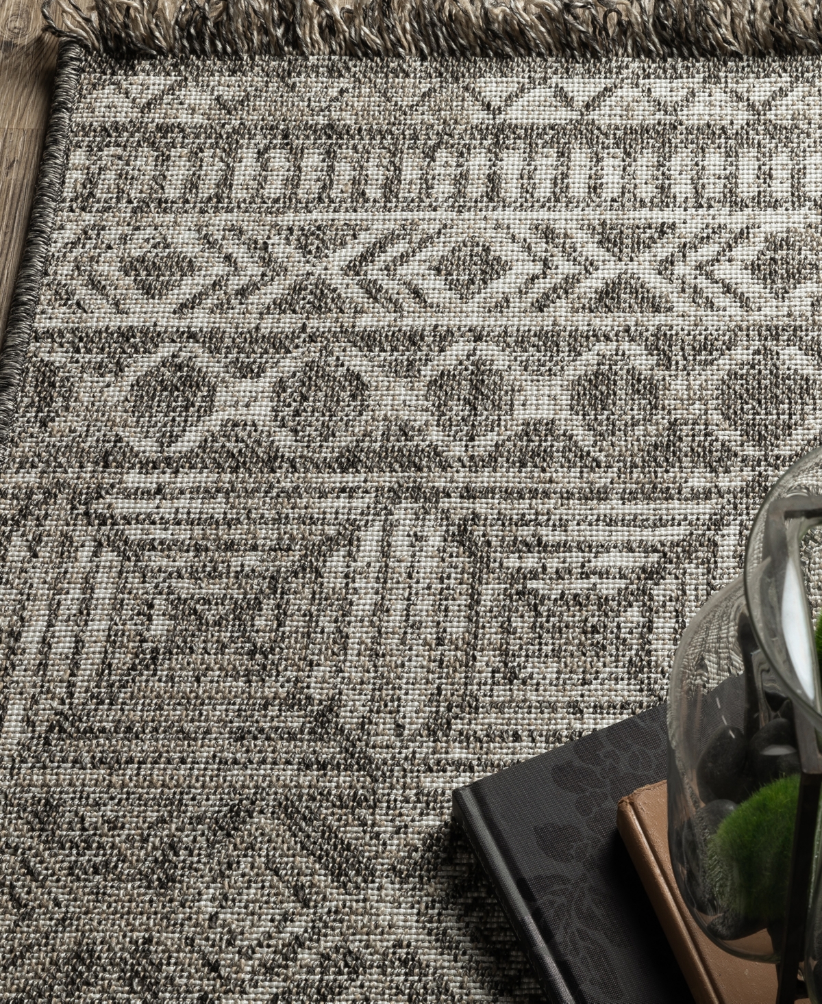 Oriental Weavers Gillian 4926a 5'3x7'3 Area Rug In Charcoal