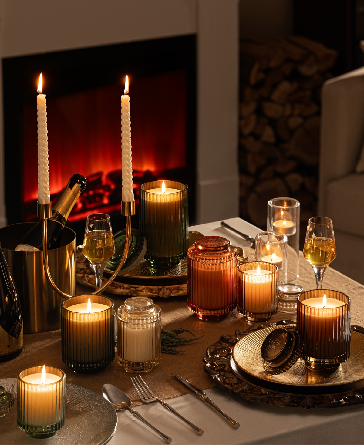 La Jolie Muse Amelie Candle, Pomegranate & Pine,