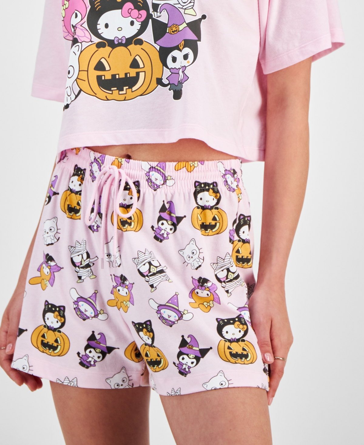 Love Tribe Juniors' Hello Kitty Halloween Graphic Shorts