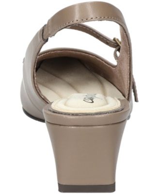 Women's Cameo Square Toe Slingback Pumps