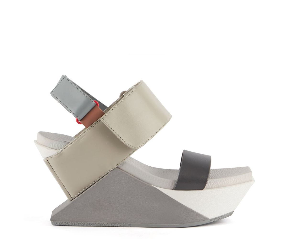 Womens Delta Wedge Sandal - Black