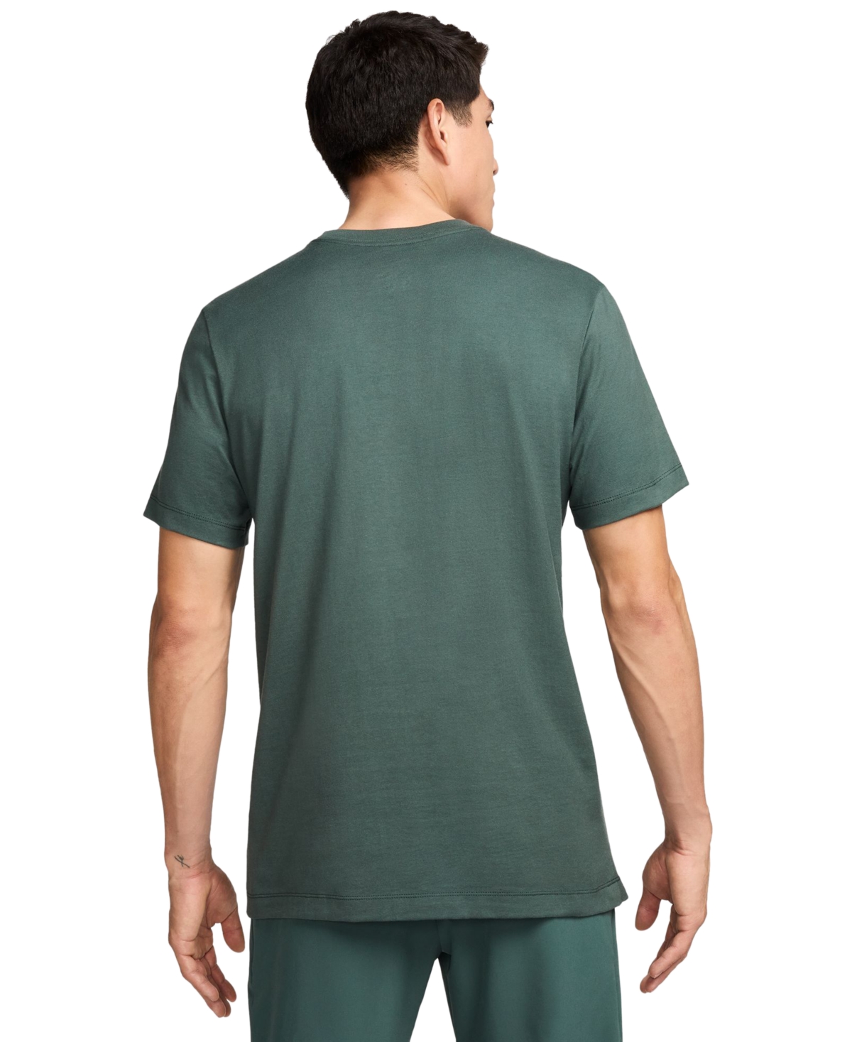 Nike Men's Fitness Short Sleeve Graphic T-Shirt