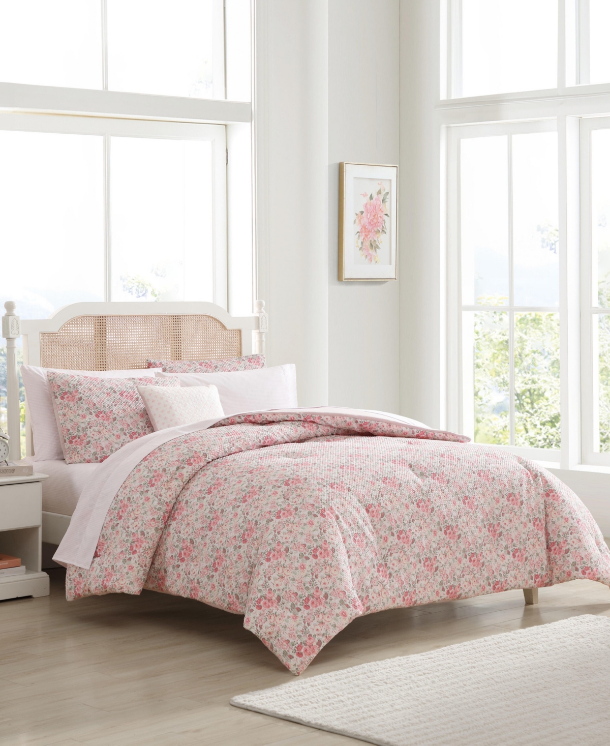 Laura Ashley Quartet 8 Piece Comforter Set