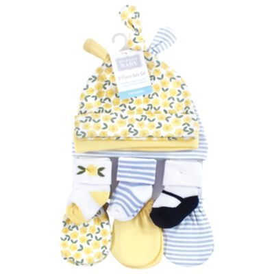 Caps, Mittens and Socks Set