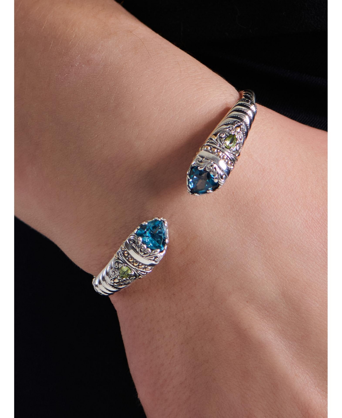 Devata Garnet & Bali Uluwatu Cuff Bracelet in Sterlingand 18K Gold - Silver, red