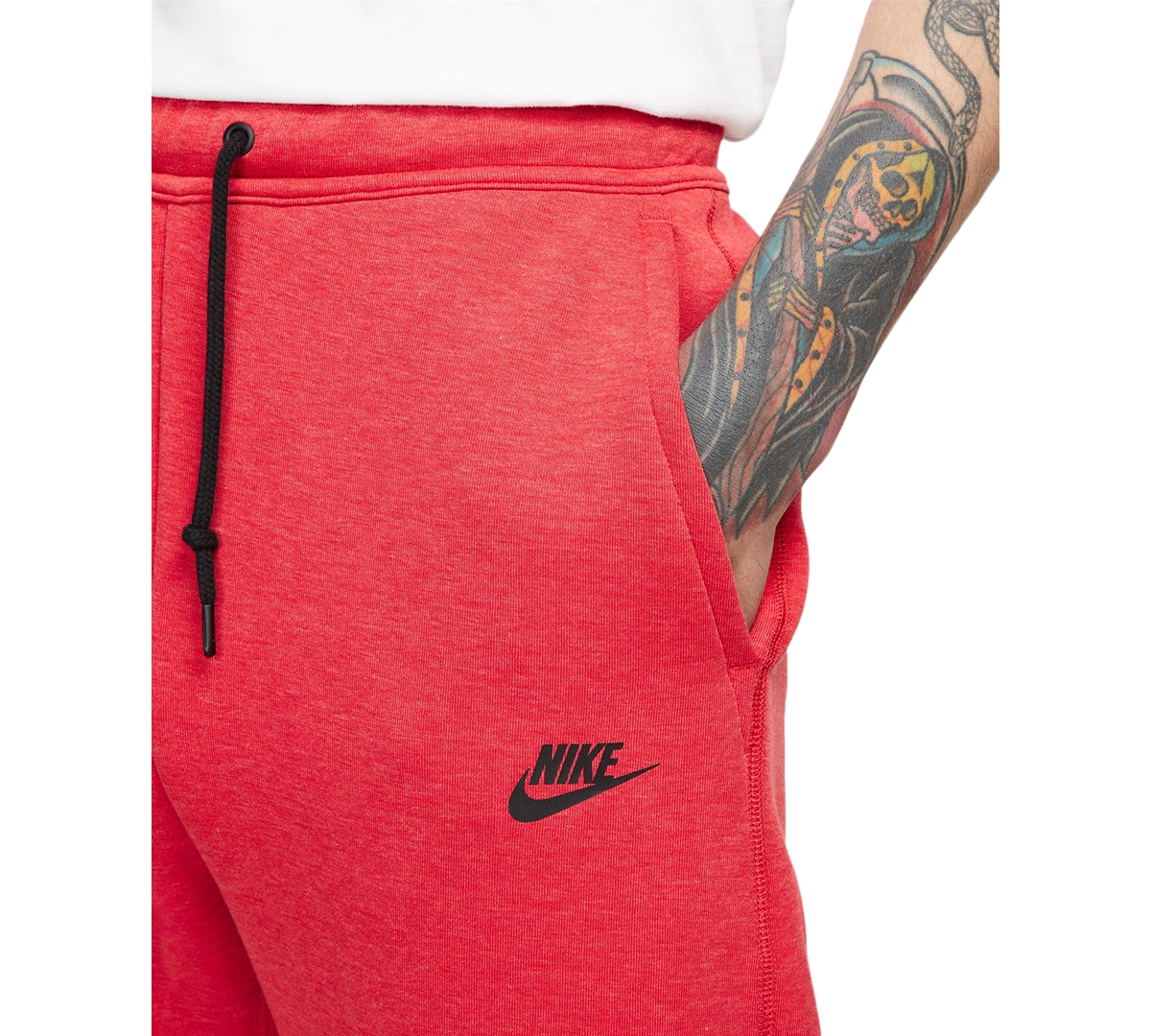 Nike Men's Sportswear Tech Fleece Slim-Fit Joggers -black