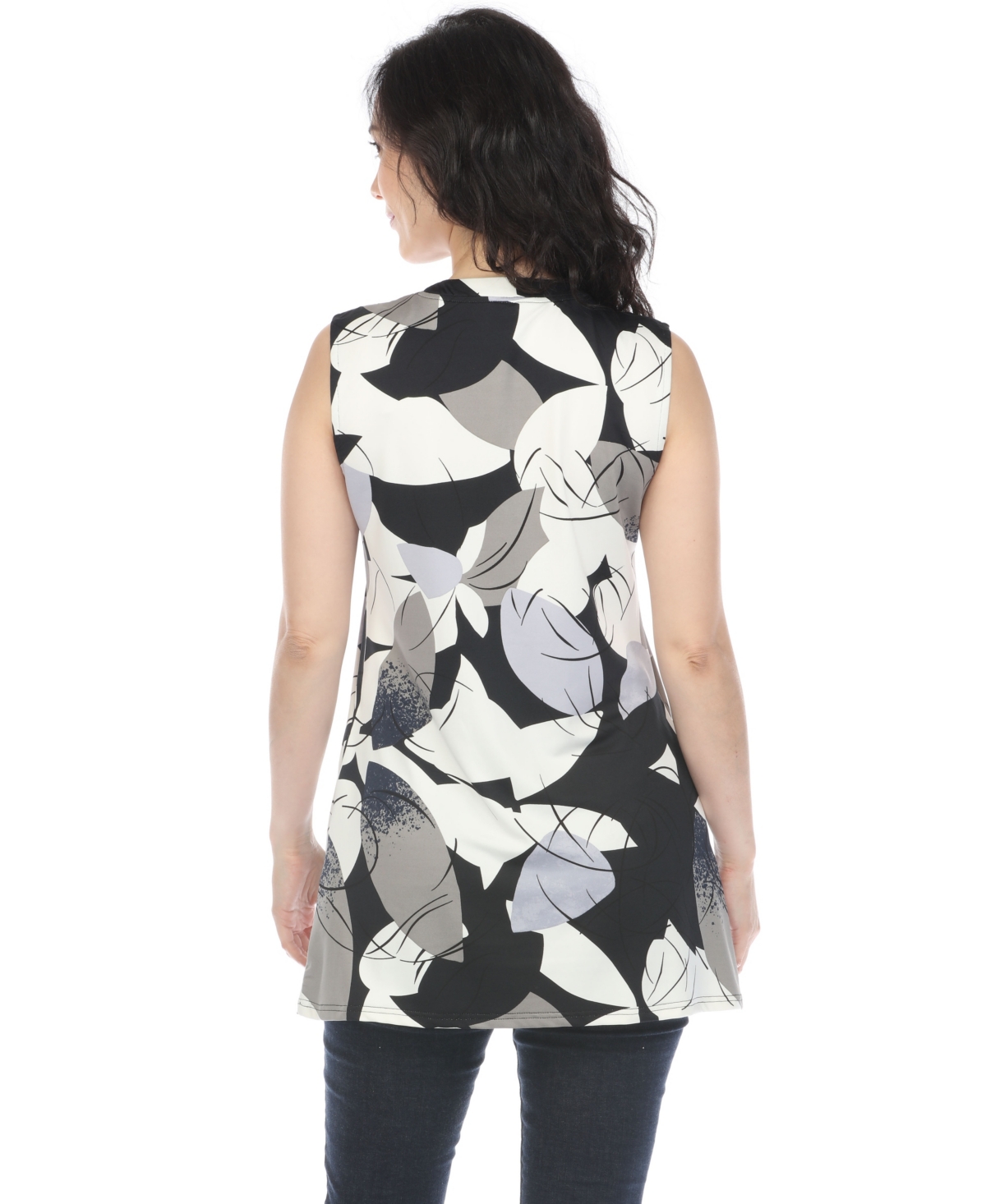 White Mark Women's Pleated Front Sleeveless Tunic Top In Gray