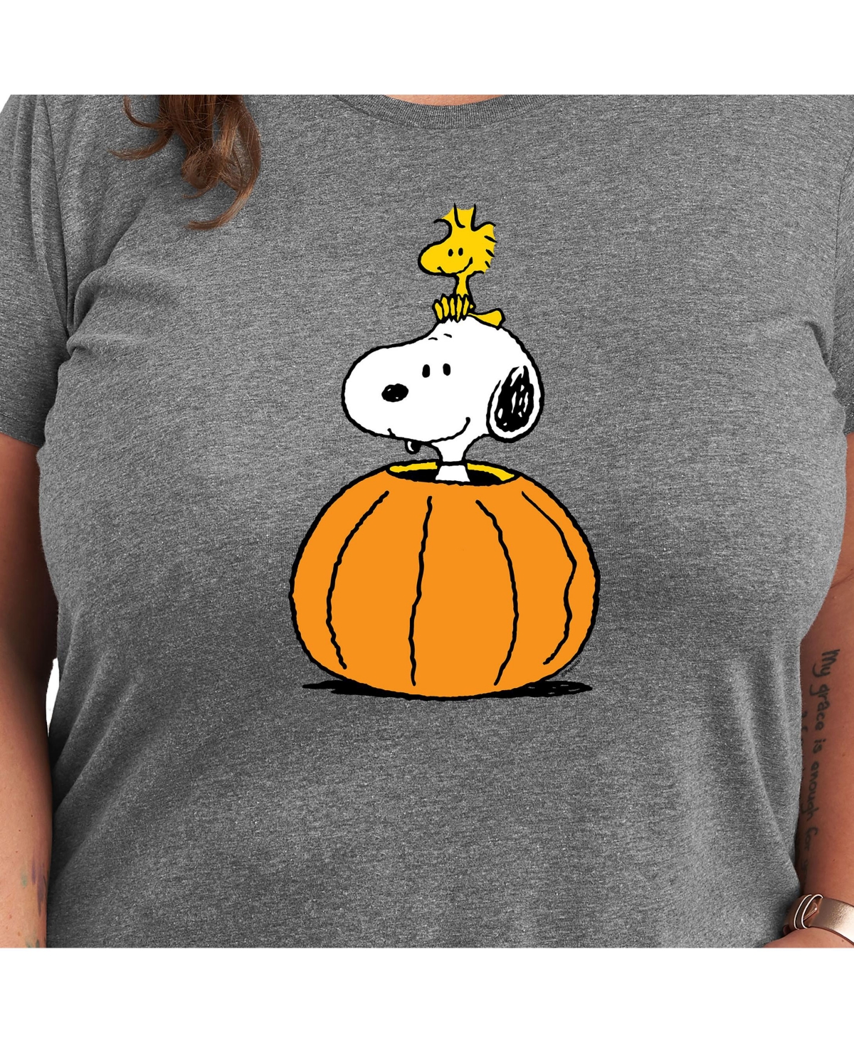 Hybrid Apparel Trendy Peanuts Pumpkin Tee Plus Size Graphic T-shirt
