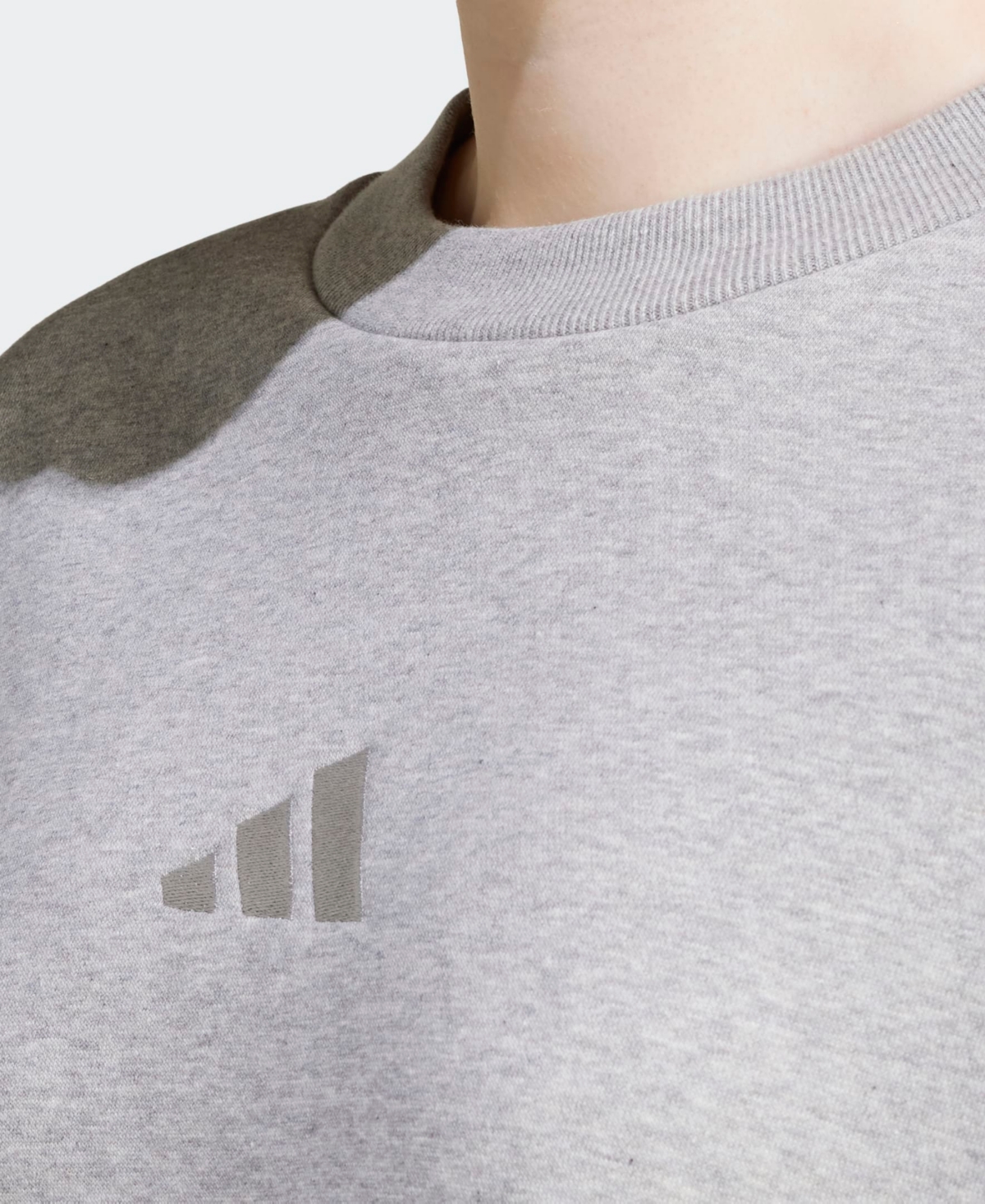 ADIDAS ORIGINALS WOMEN'S ALL SZN LOOSE FIT FLEECE SWEATSHIRT 
