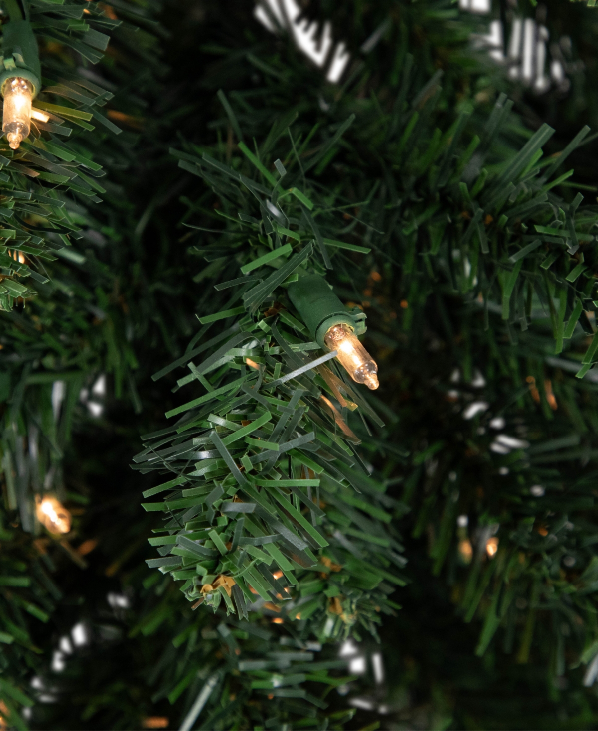 Northlight 3' Buffalo Fir Artificial Christmas Wall Or Door Tree In Green
