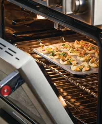 Bake with Mickey Mouse 12-Cup Muffin Pan