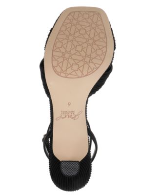 Women's True Kitten Heel Sandals