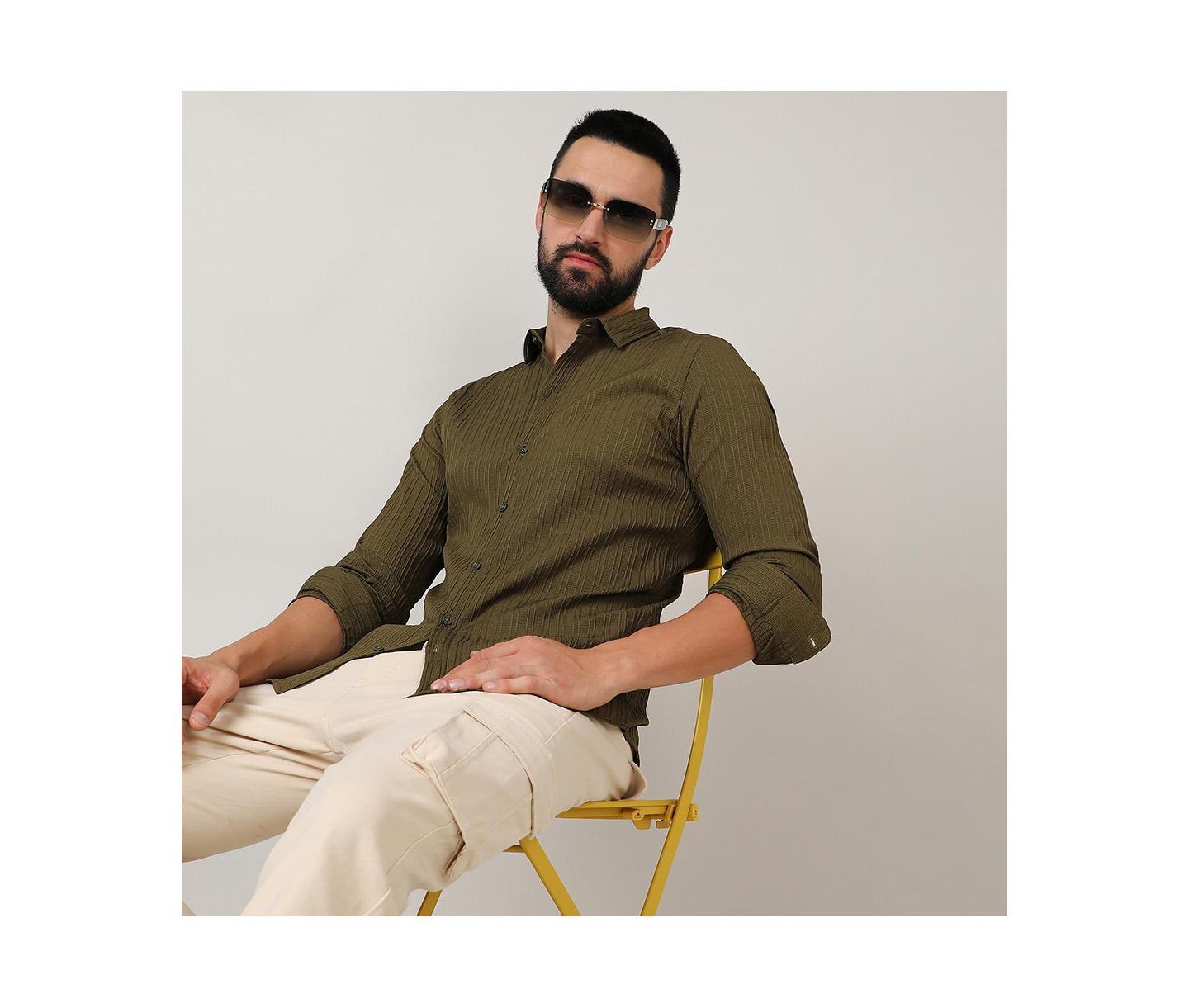 Мужская рубашка Cahoot Campus Sutra Olive Green Self-Design Striped, цвет: Зелёный — фото 3