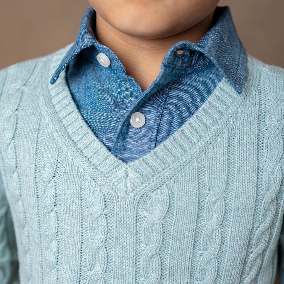Hope & Henry Boys Organic Long Sleeve Fine Gauge Cable V-Neck Sweater
