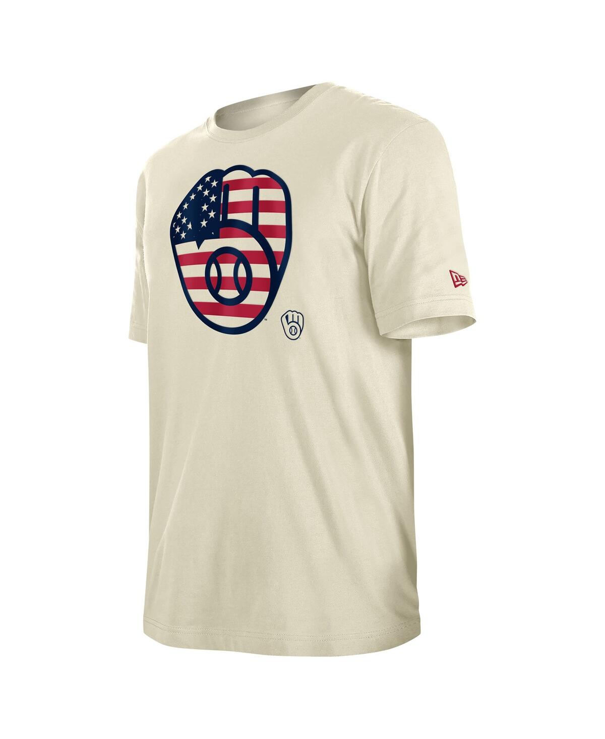 New Era Men'sMilwaukee Brewers 4th of July Flag Fill T-Shirt - Cream