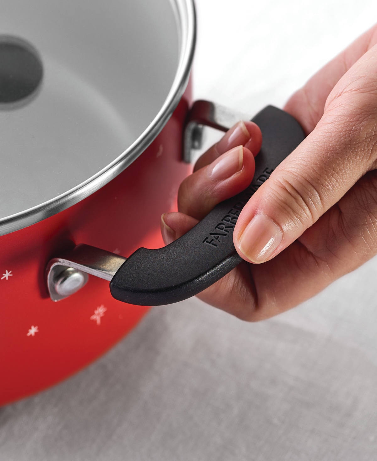 Farberware Disney 3-qt. Ceramic Nonstick Saucepot With Lid In Red