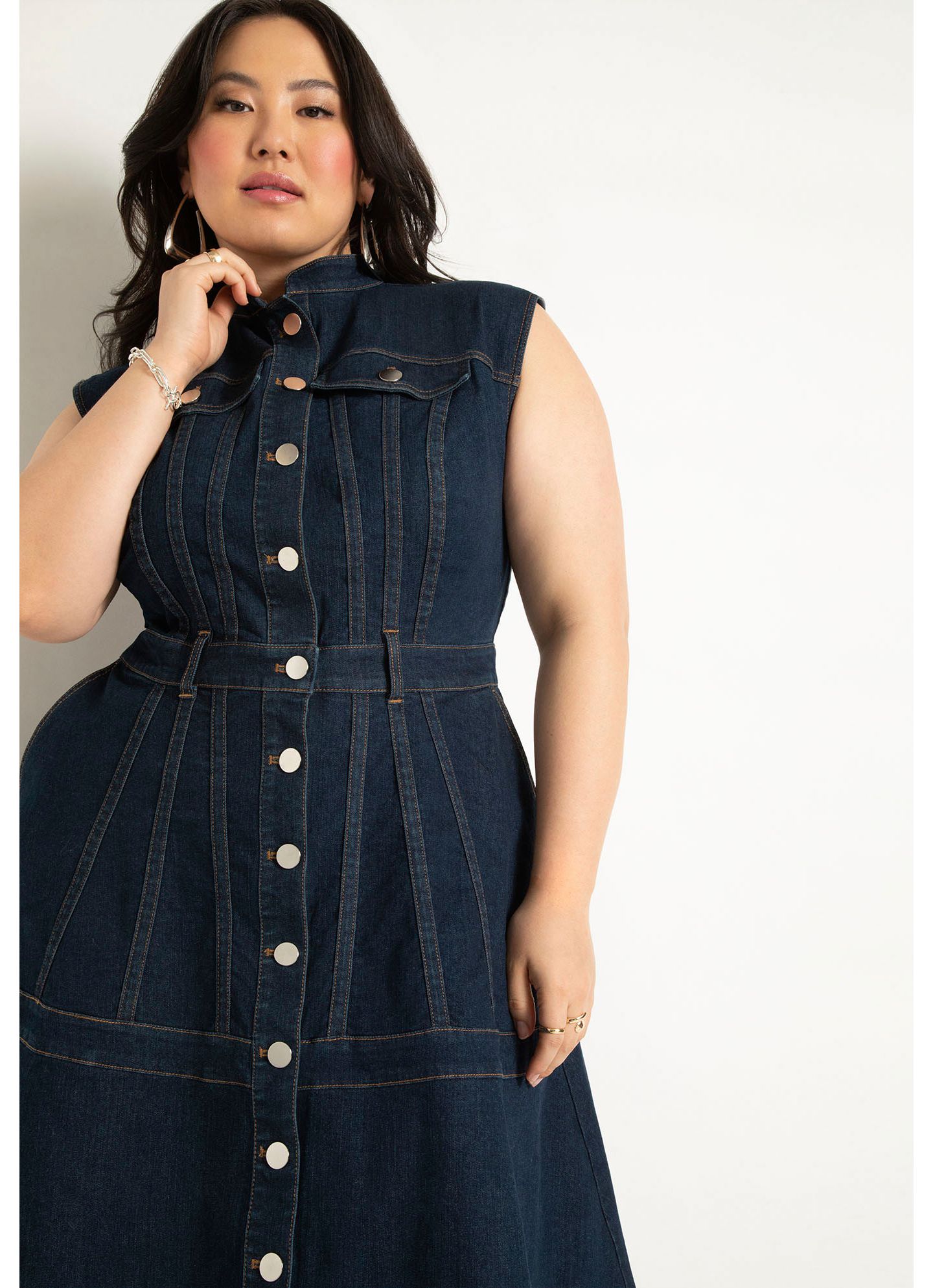 Женское платье ELOQUII Denim Fit and Flare Midi, цвет: Тёмная варка — фото 3