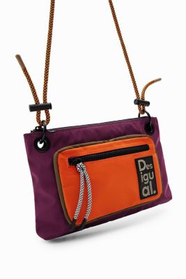 Women's XL multi-position Voyager backpack