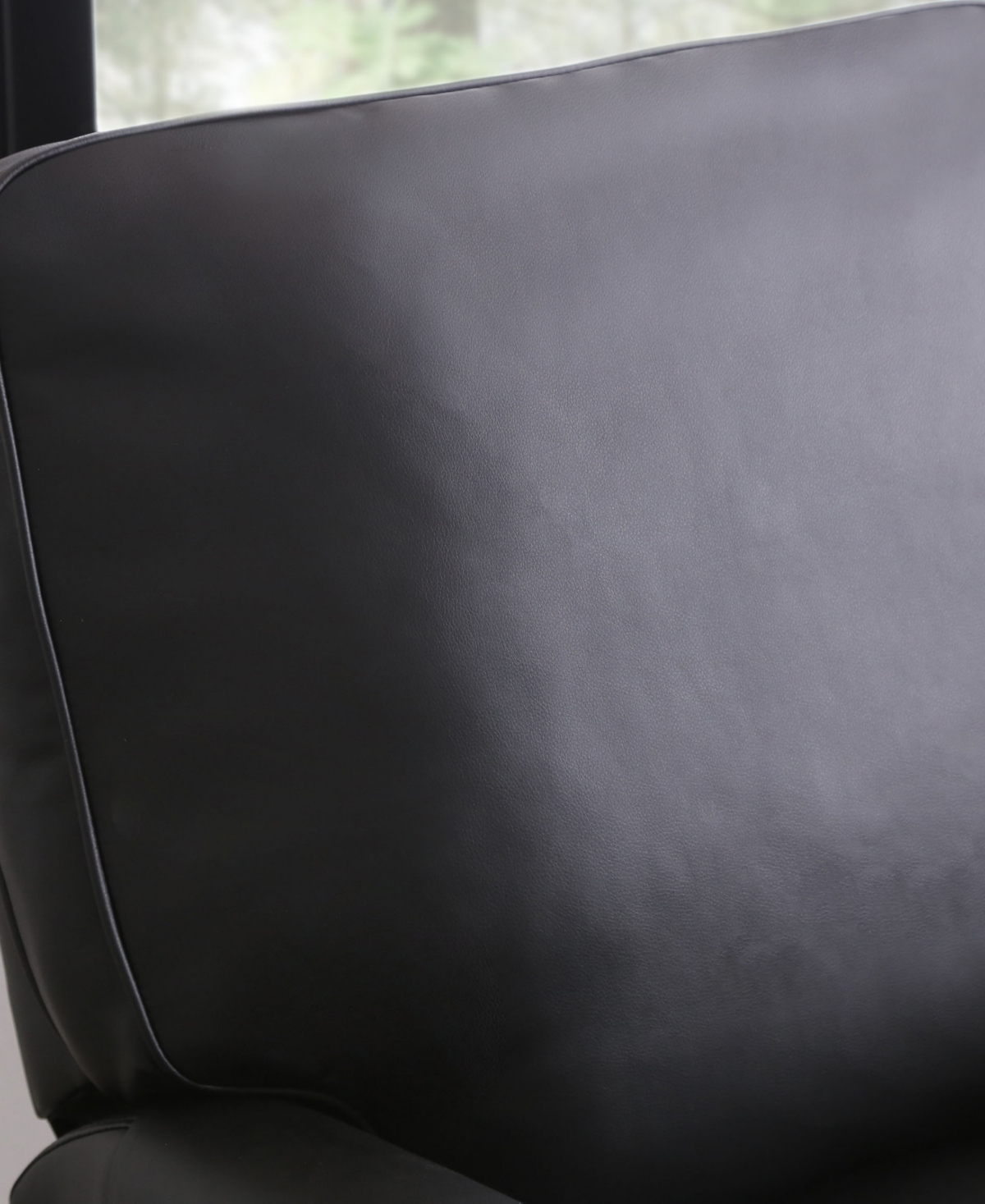 Abbyson Living 33" Pushback Polyurethane Leather Recliner In Black