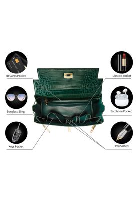 Victoria Handbag with Gold Hardware Victoria Hyde