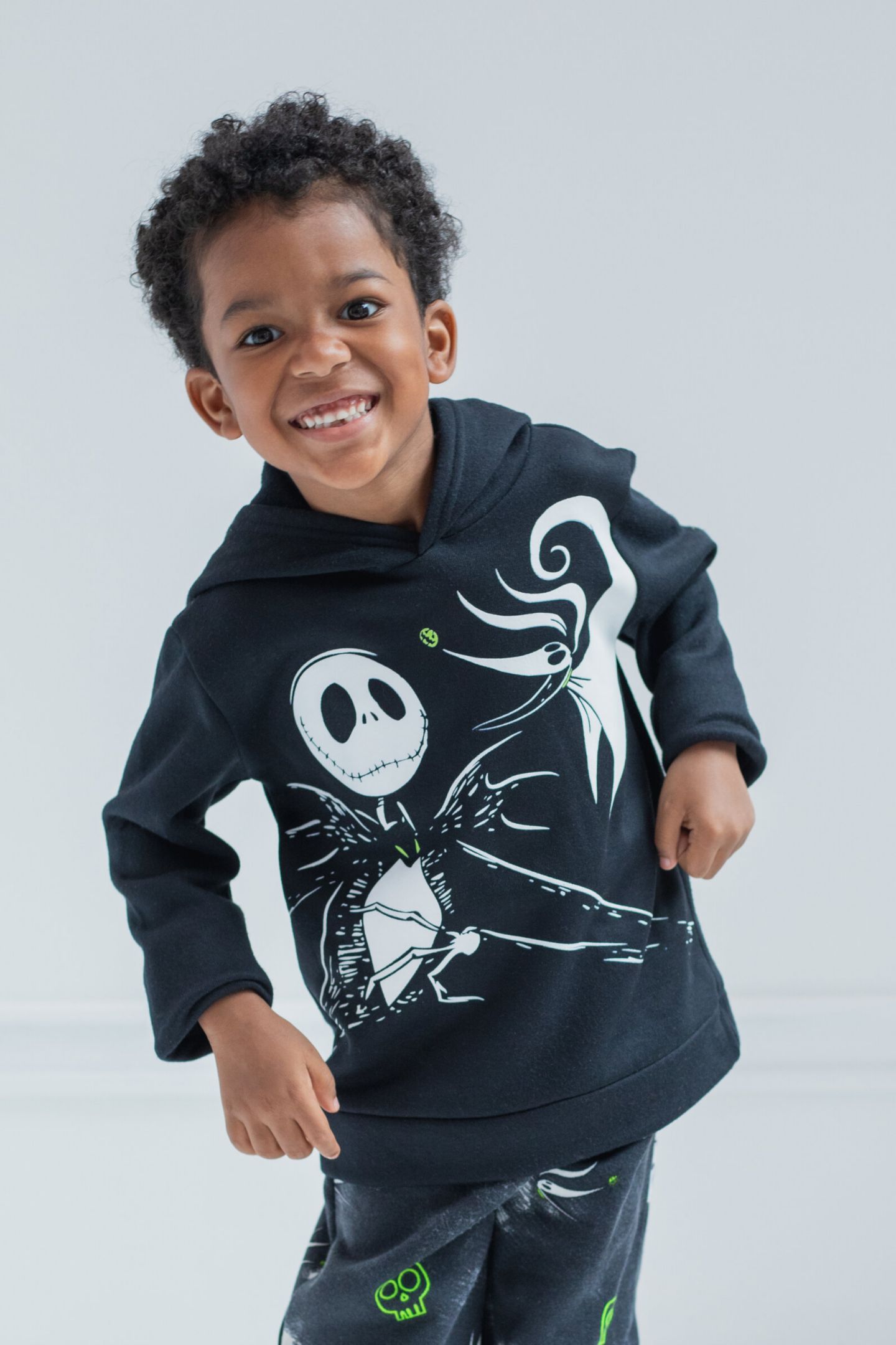 Комплект Nightmare Before Christmas Fleece 2-Piece Hoodie and Joggers Set для мальчиков, цвет: Чёрный — фото 7