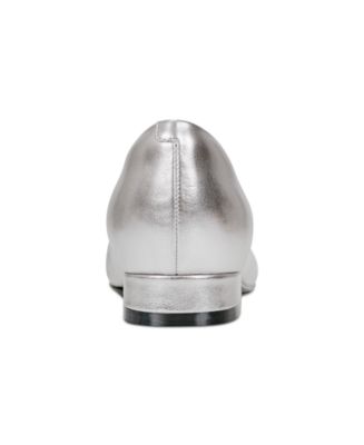 Women's Taren Total Motion Pointy Toe Dress Flats