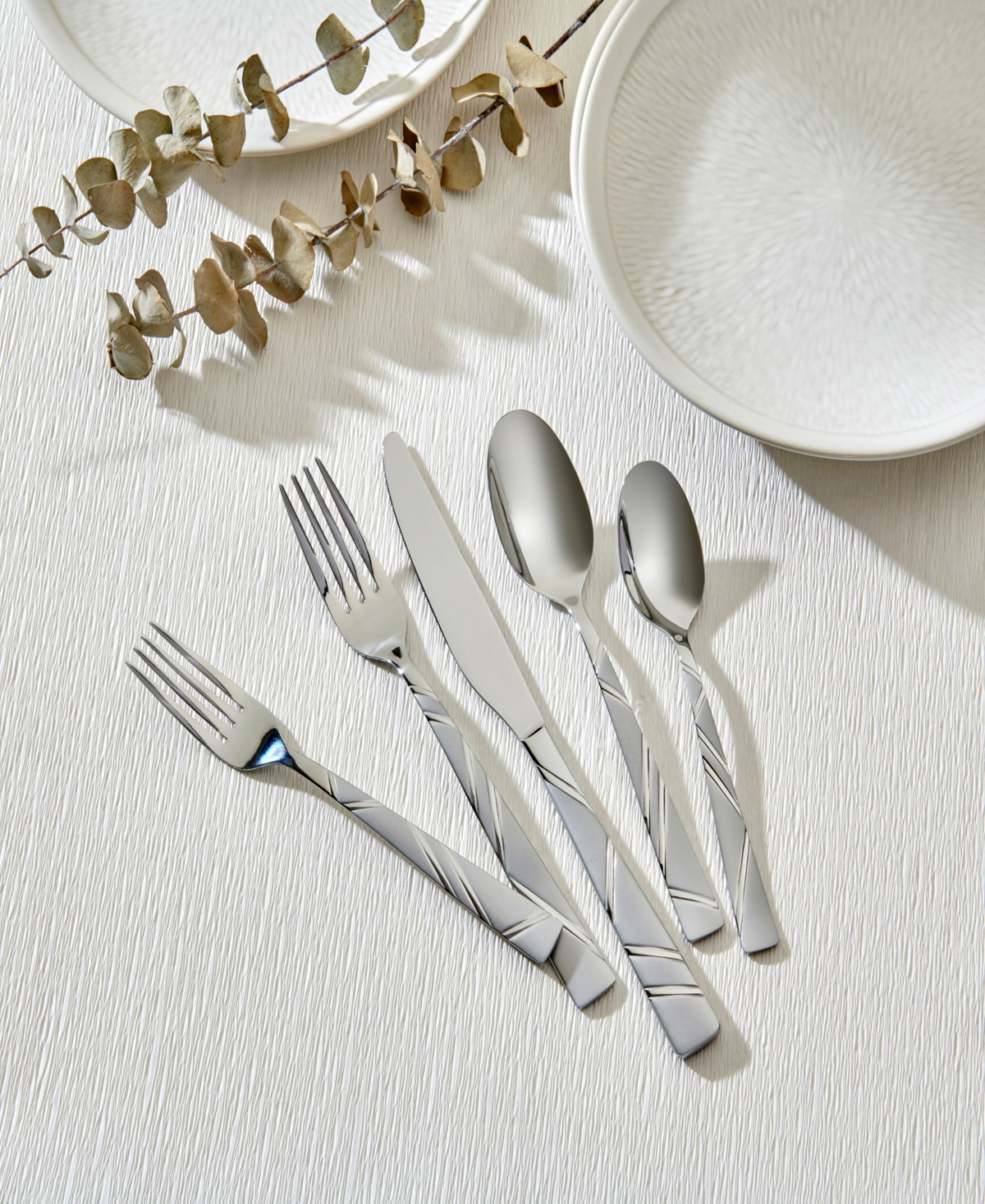 Ornative Jonah Sand Service For 4 20 Piece Flatware Set In Silver