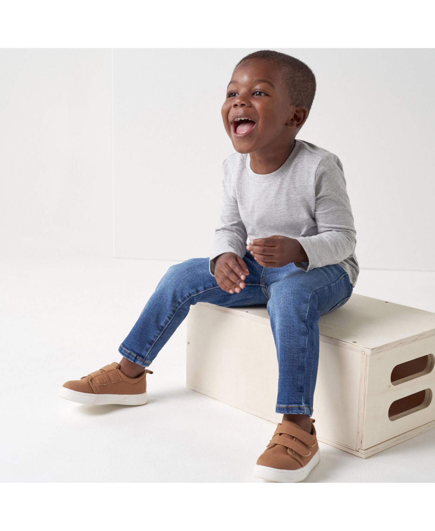 Джинсы Gerber Neutral Straight Fit для мальчиков-малышей, цвет: Синий — фото 5