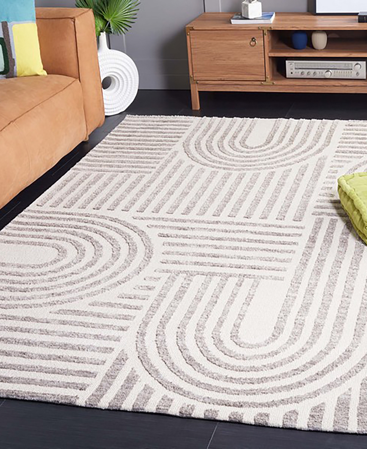 Safavieh Audrey AUD106A 5'x7' Area Rug -Gray