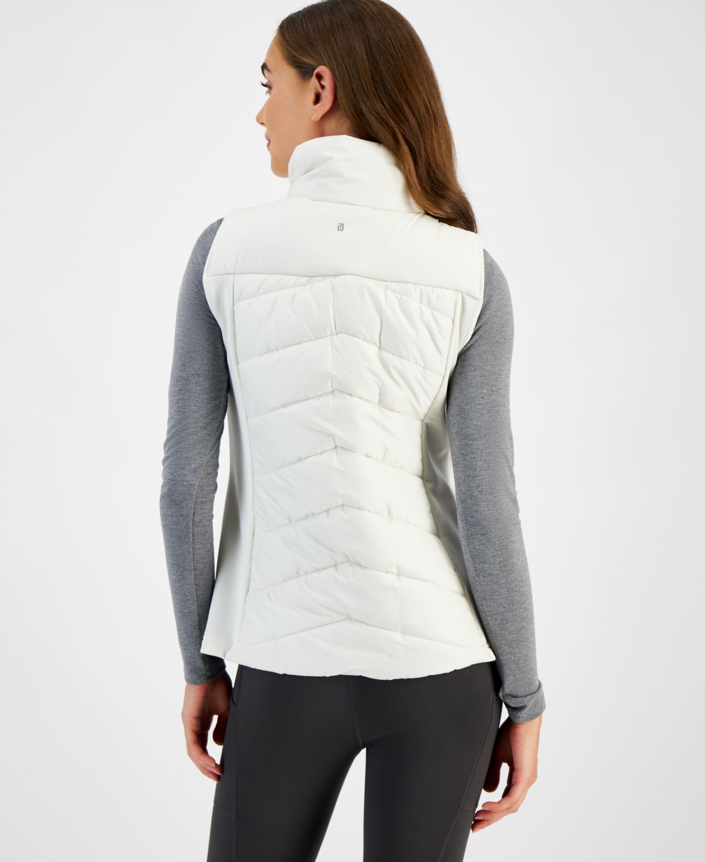 Женский жилет ID Ideology Sleeveless Zip-Front Puffer Vest, цвет: Глубокий чёрный — фото 4