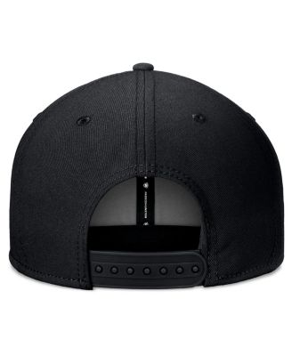 Men's Black North Carolina Tar Heels Bullpen Snapback Hat