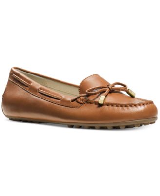 daisy moc loafer