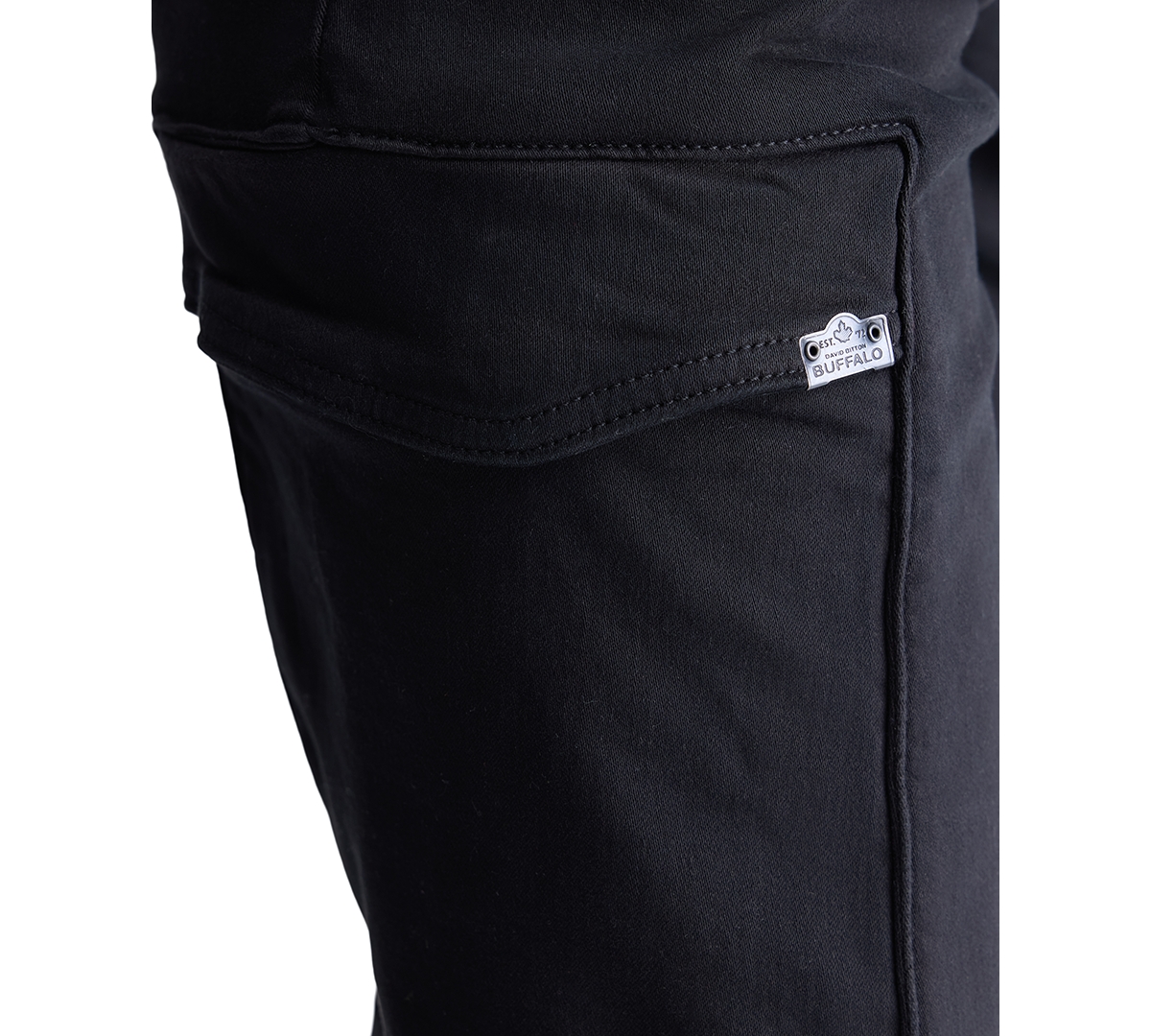 Men's Slim-Fit Tapered Cargo Pants