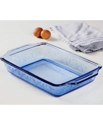 3-Quart Laurel Embossed Baking Dish