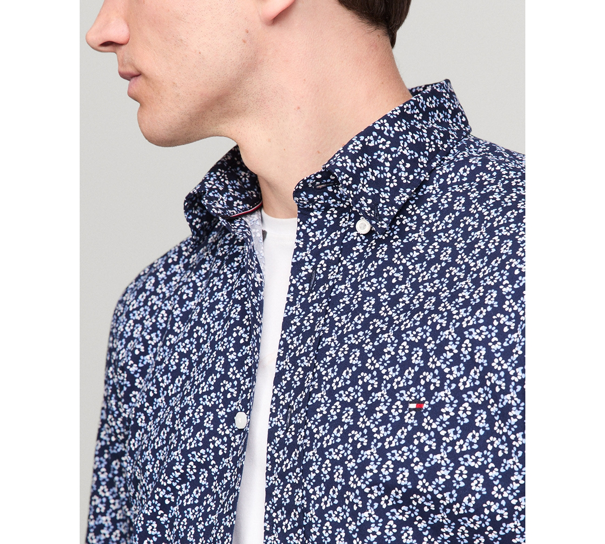 Tommy Hilfiger Men's Short Sleeve Button-Front Floral Print Poplin Shirt -/ Optic White / Multi