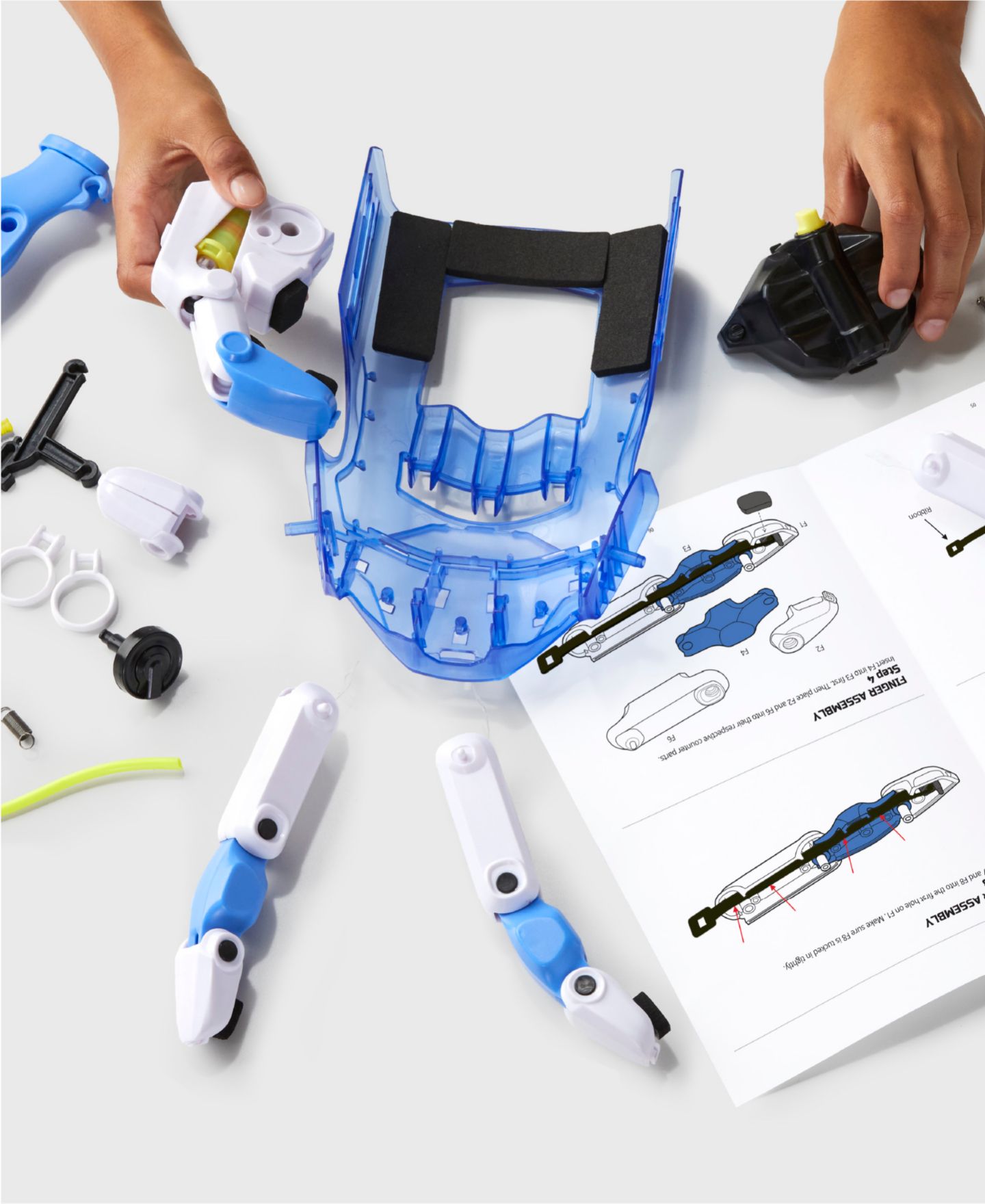 Детские конструкторы Discovery #Mindblown Bionic Hand DIY Hydraulic Build Kit — фото 4