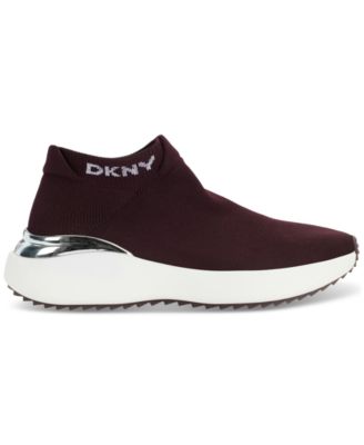Women's Zhavia Slip-On Sneakers